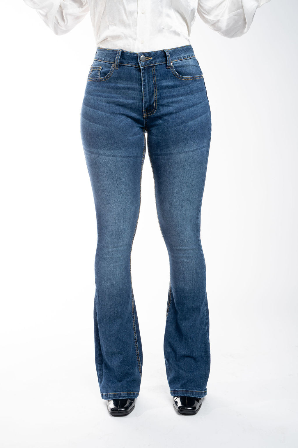 Genoveve Flare Light