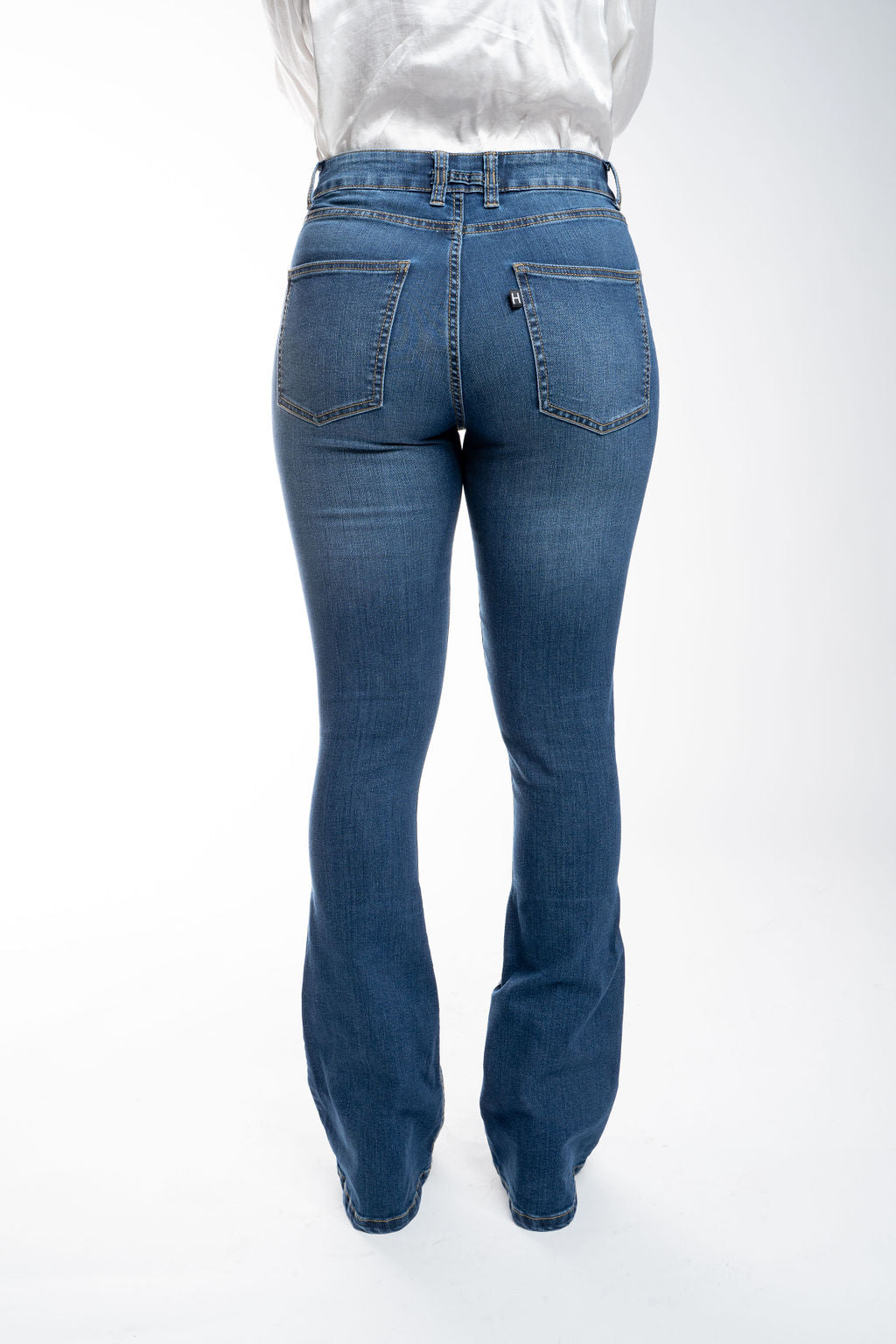 Genoveve Flare Light